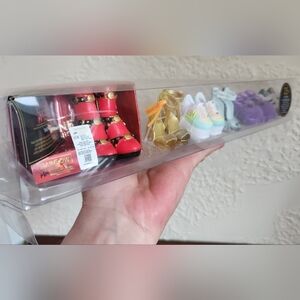 Rainbow High Mini Accessories Studio Shoes Display Set Of 6 (six)